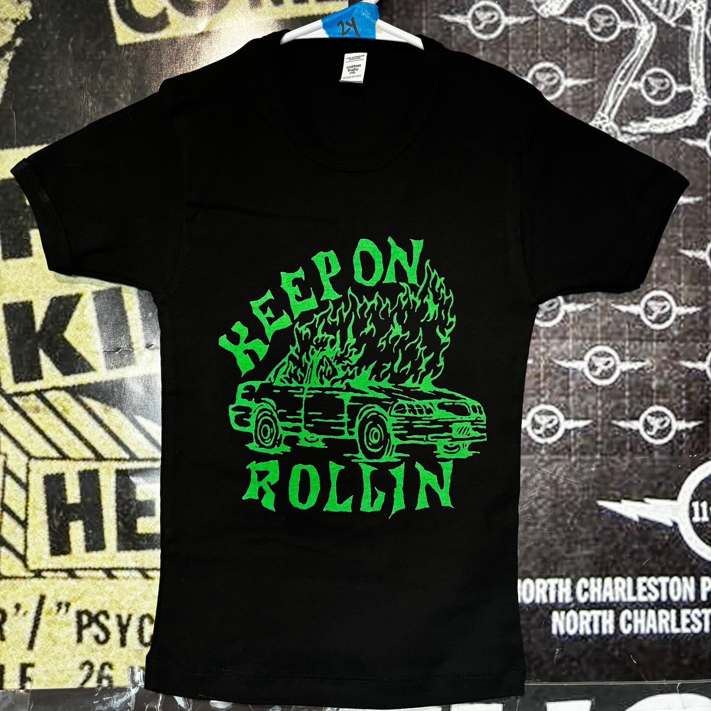 rollin black/green long baby tee XS