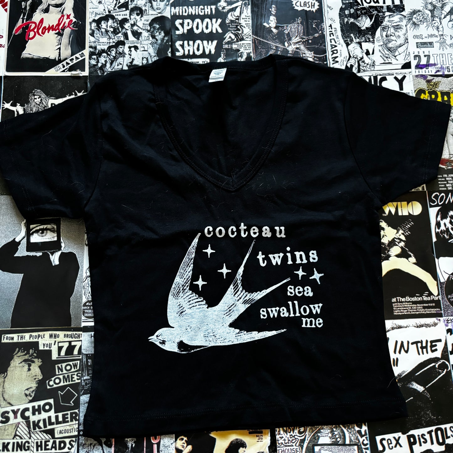 COCTEAU BLACK V-NECK BABY TEE