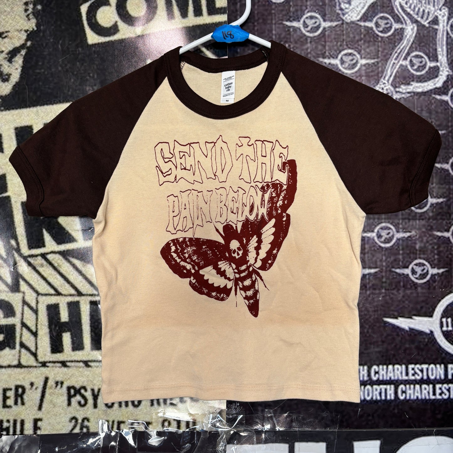 PAIN BROWN/CREAM RAGLAN CROP BABY TEE