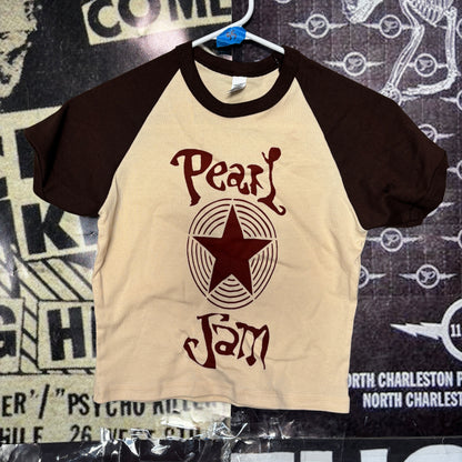 PEARL BROWN/CREAM RAGLAN CROP BABY TEE