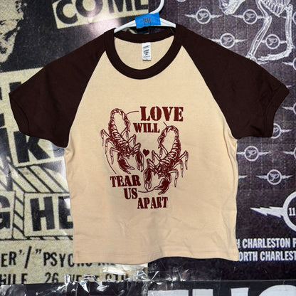JOY BROWN/CREAM RAGLAN CROP BABY TEE