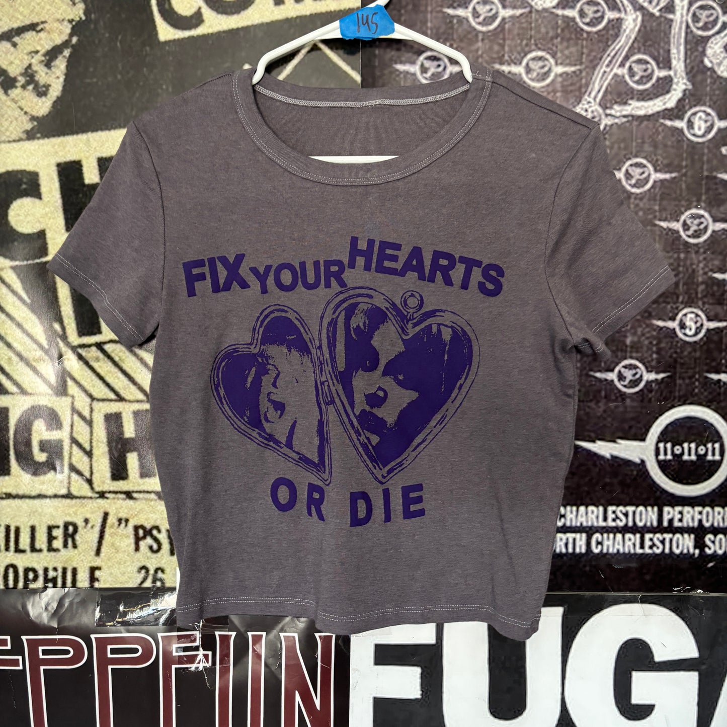 TWIN PEAKS HEART grey/purple baby tee SM/MED