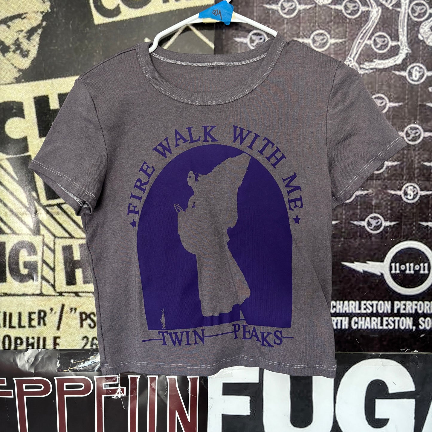 TWIN PEAKS FIRE grey/purple baby tee SM/MED