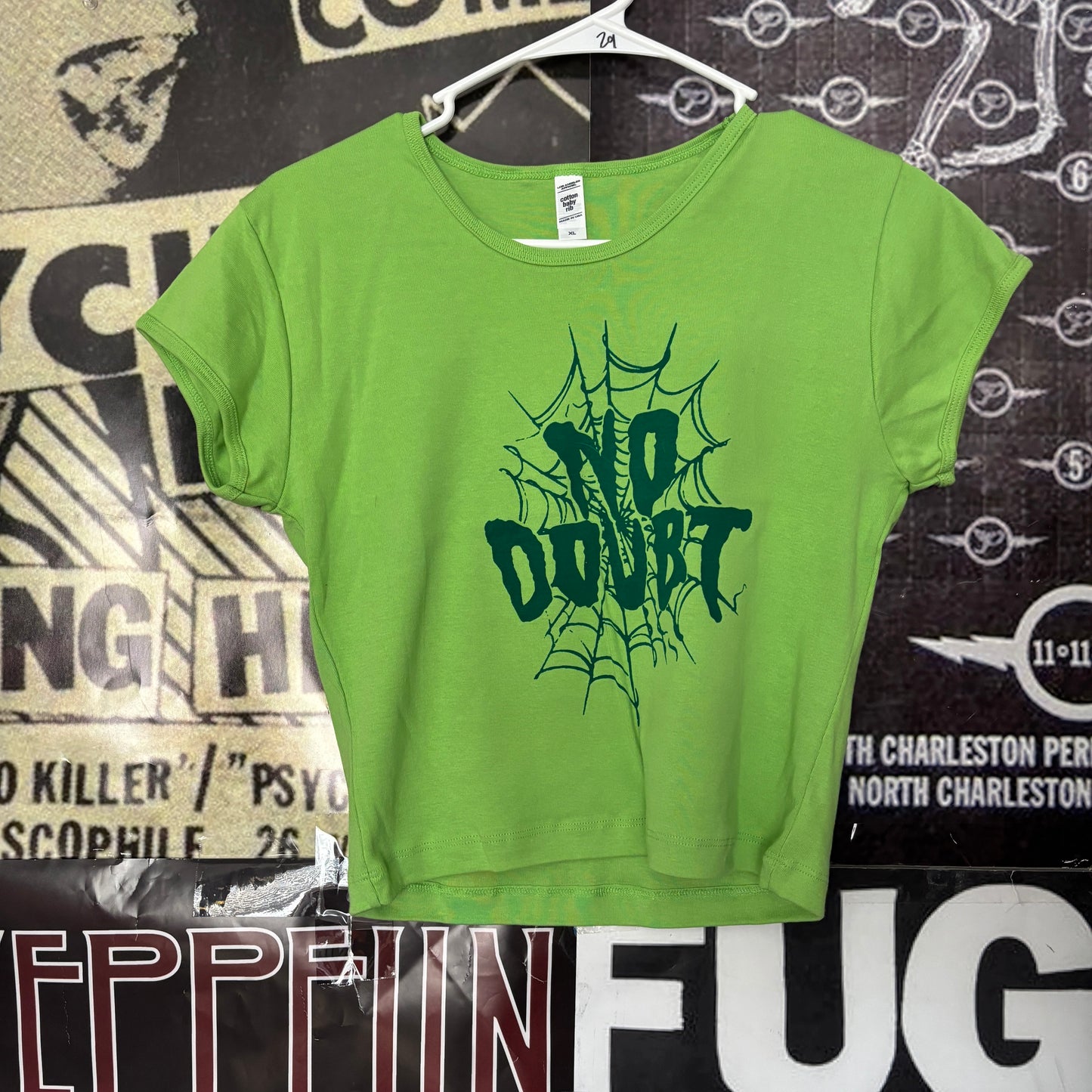 DOUBT green/green crop baby tee LAR/XL