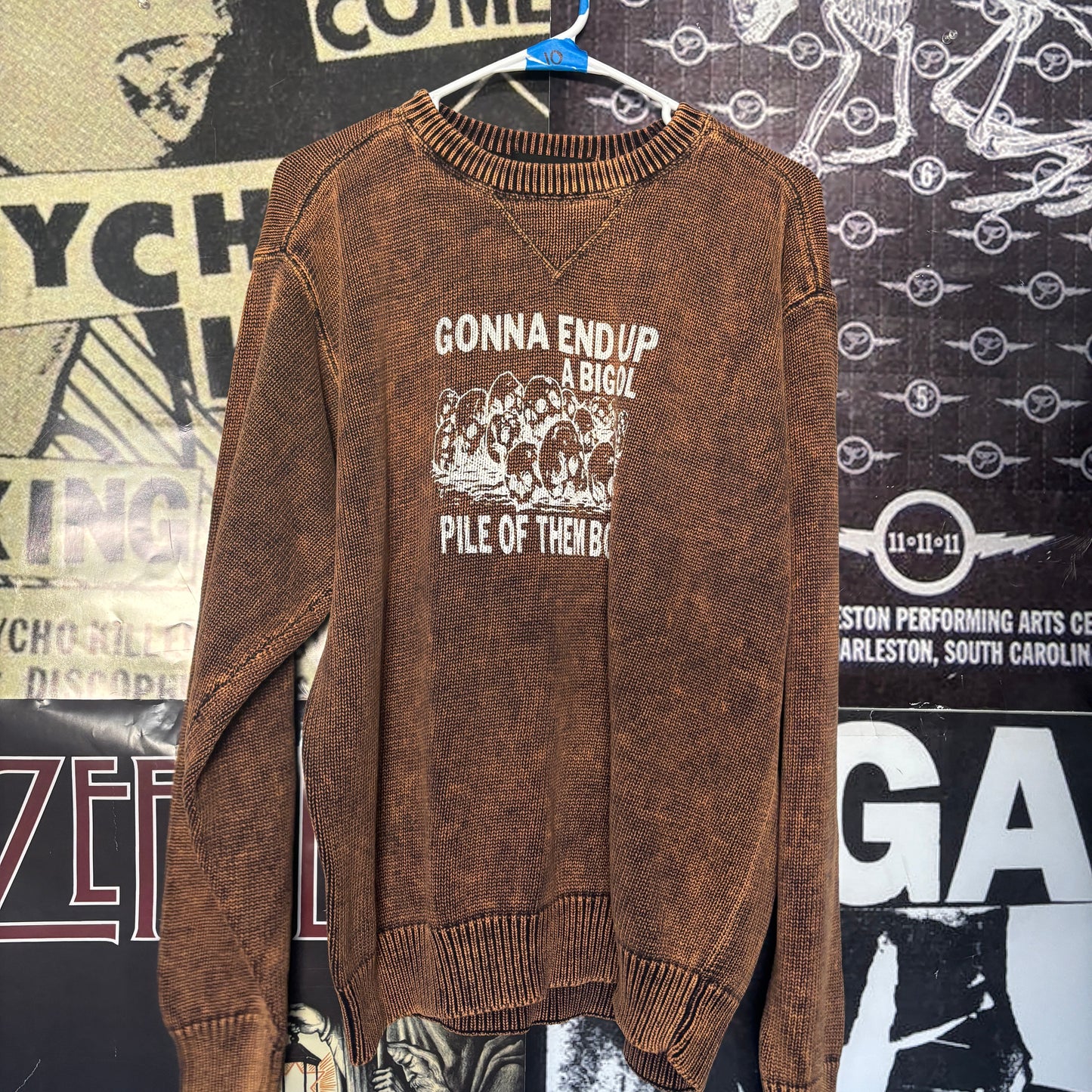10 sweater MED