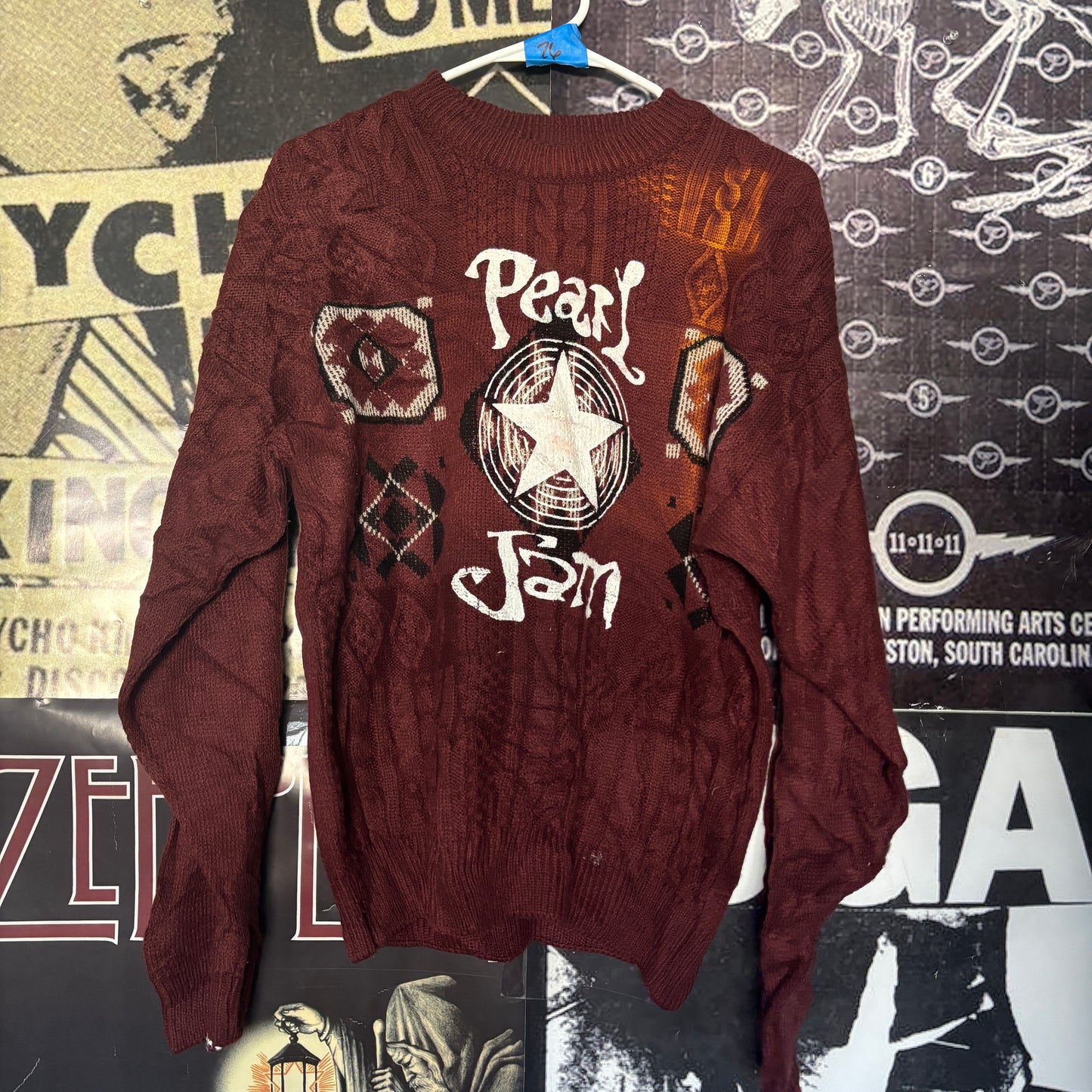 26 sweater MED