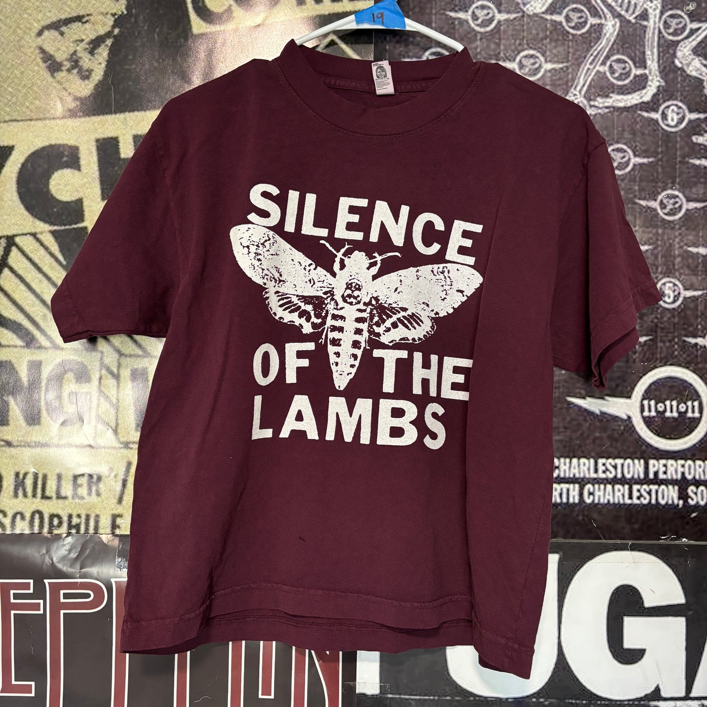 SILENCE maroon boxy tee
