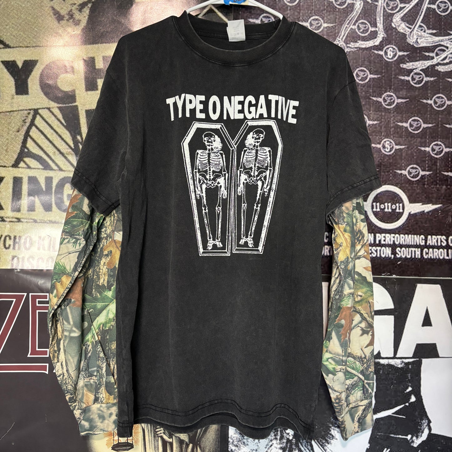 TYPE hunters camo/black long sleeve