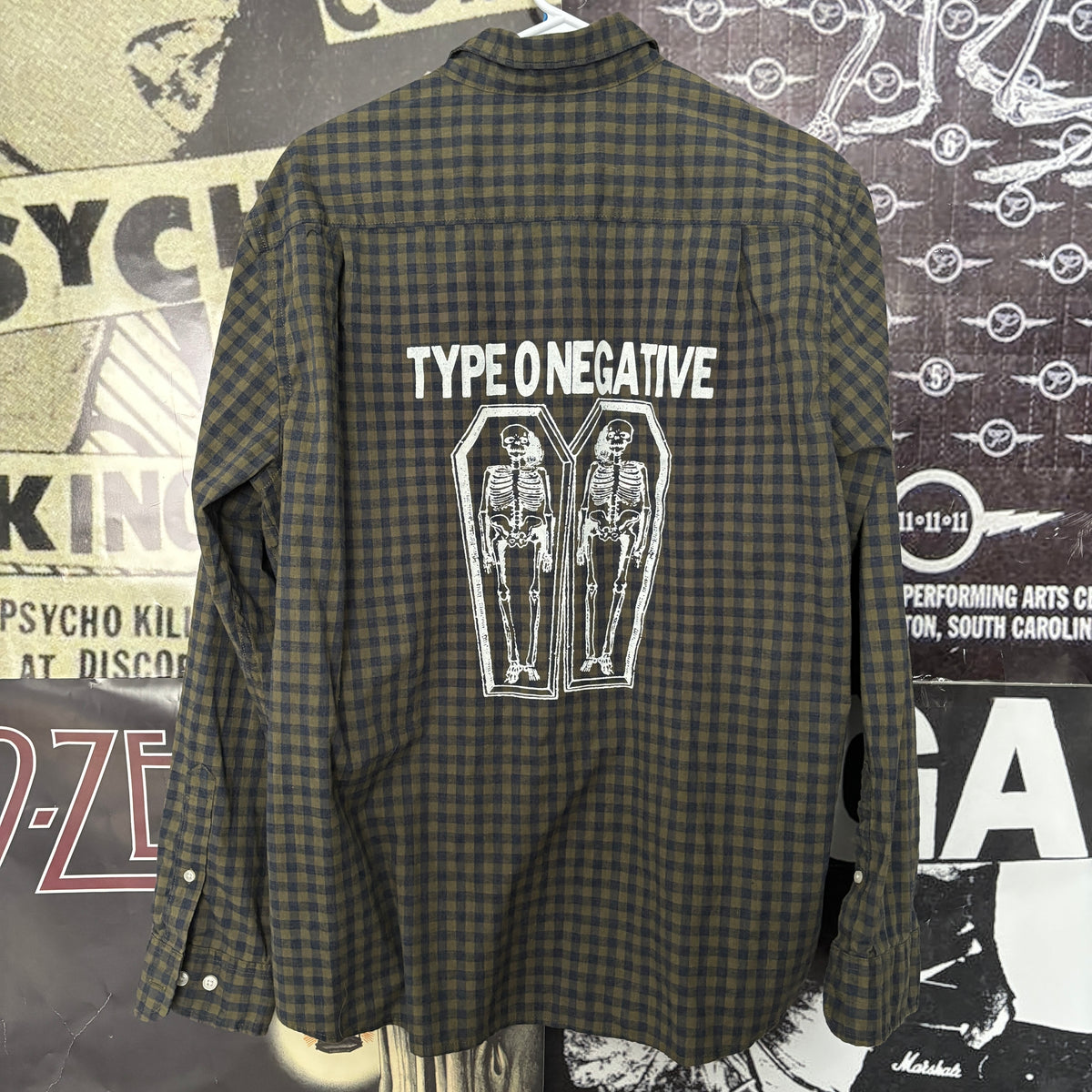 TYPE green/grey flannel LARGE