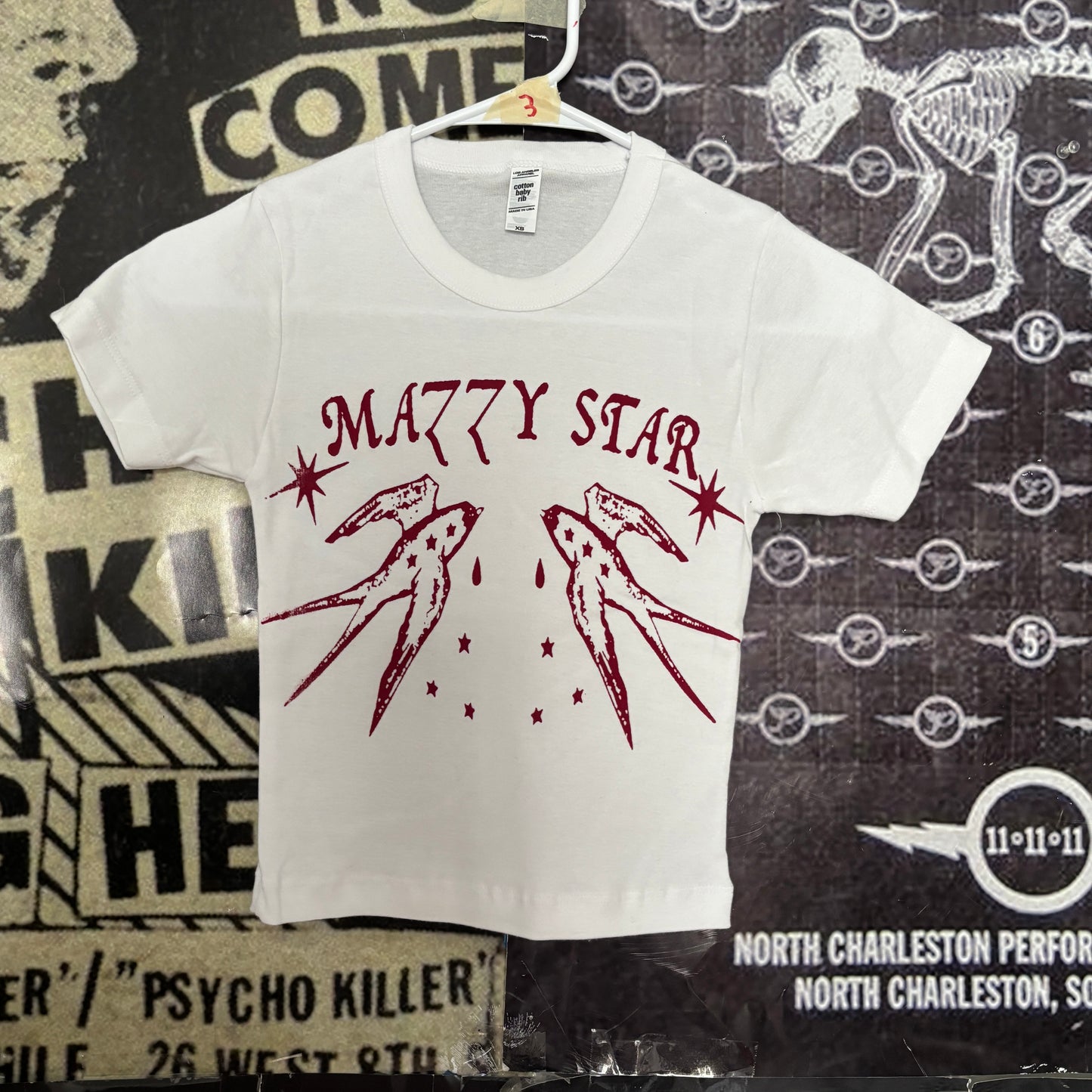 mazzy star white/red crop baby tee XSMALL