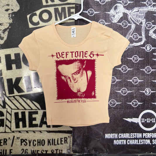 deftones cream/red crop baby tee XSMALL