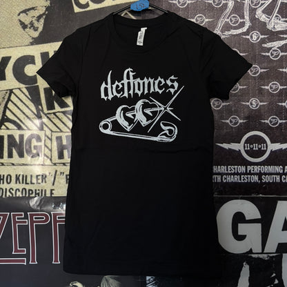 DEF PIN black womens tee