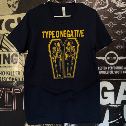 TYPE  navy/yellow unisex tee
