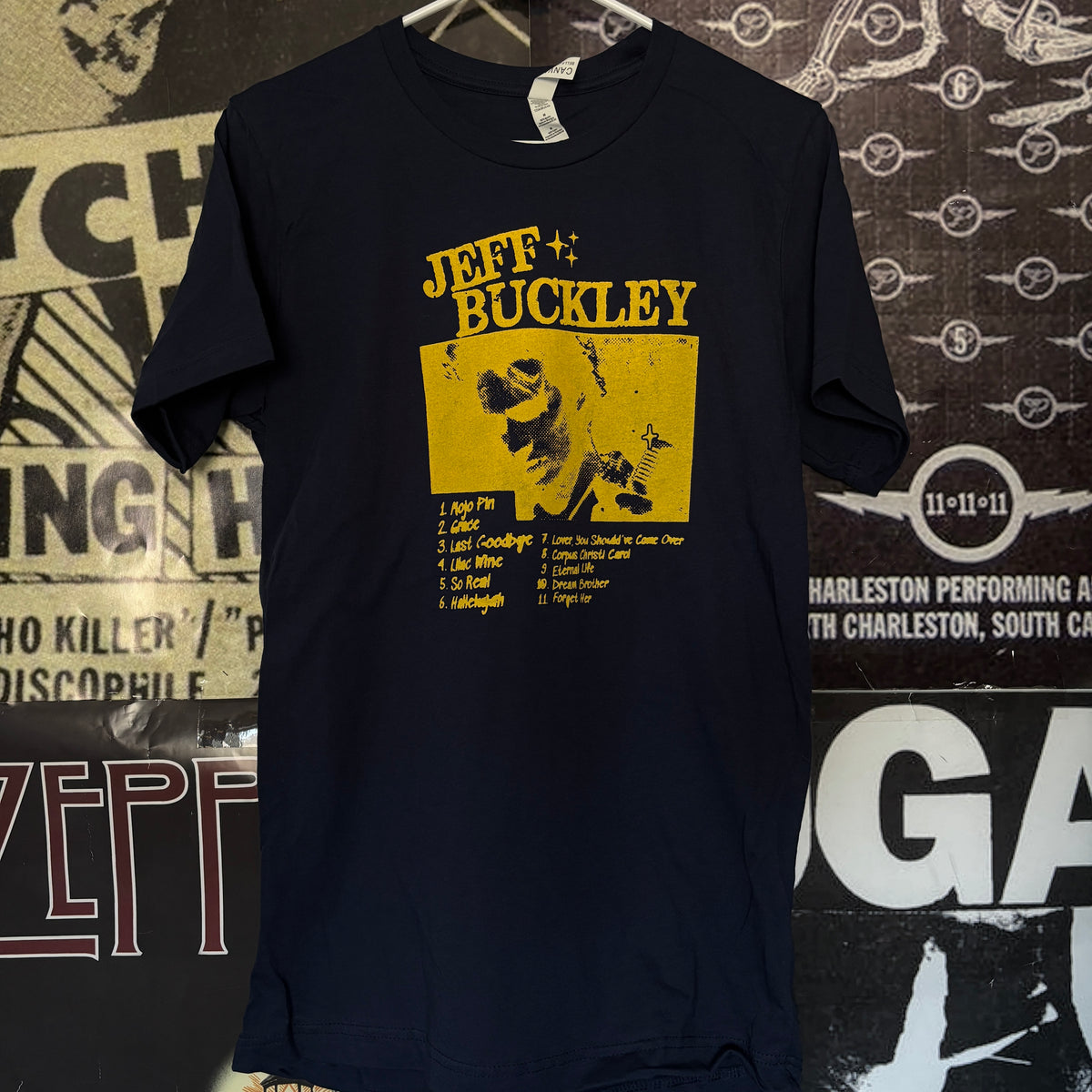 BUCKLEY  navy/yellow unisex tee
