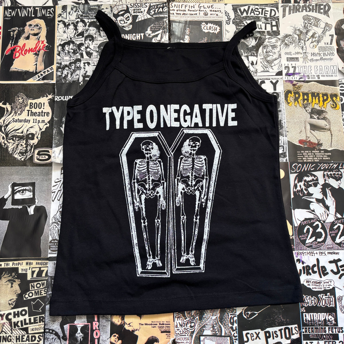 TYPE  black/white baby tank MED/LAR