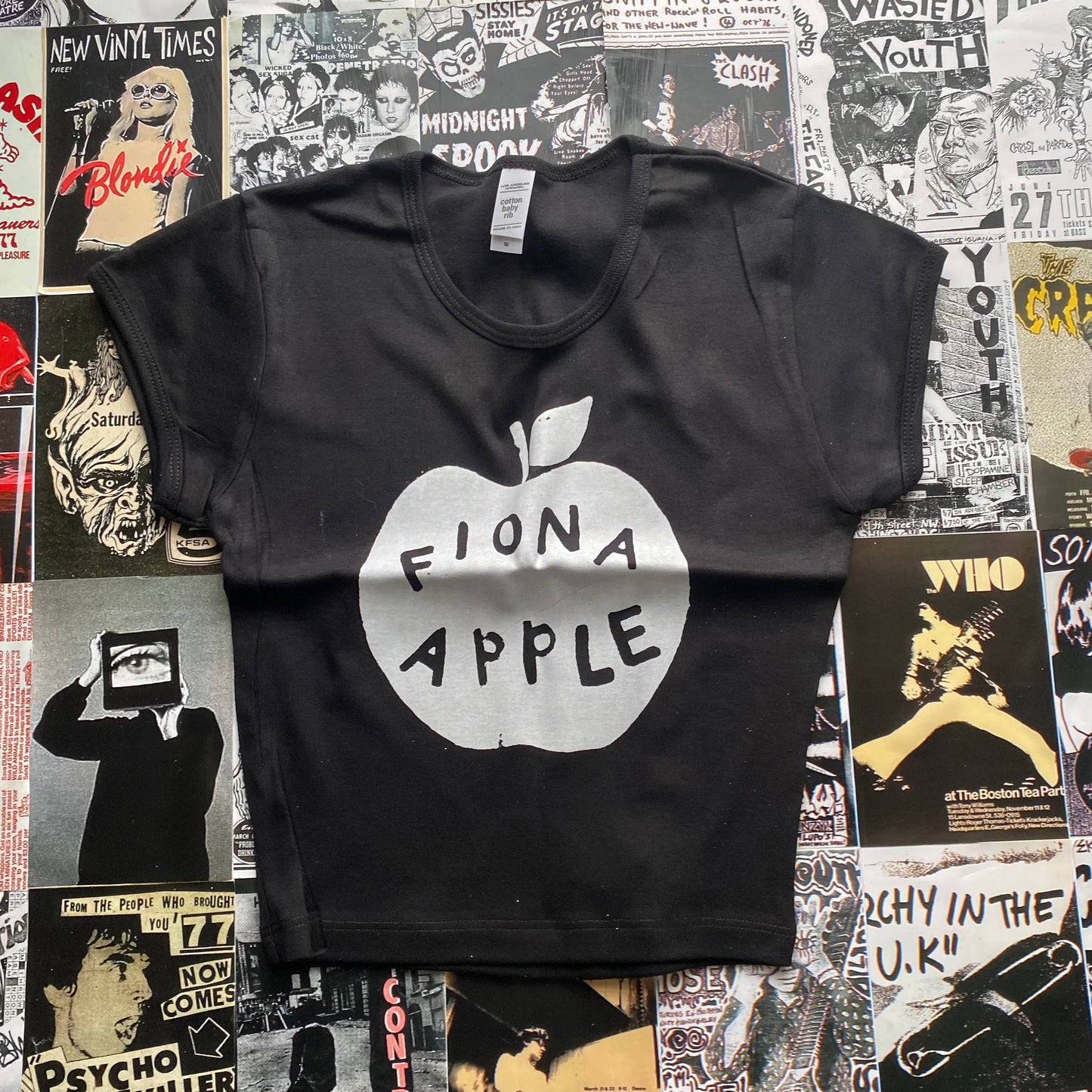 Fiona Apple black baby tee